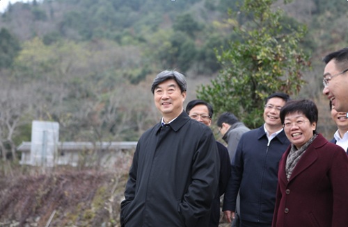 星空·综合(体育中国)|《极品飞车》电影拍摄现场首爆 各路豪车齐聚(图1) 星空·综合(体育中国)